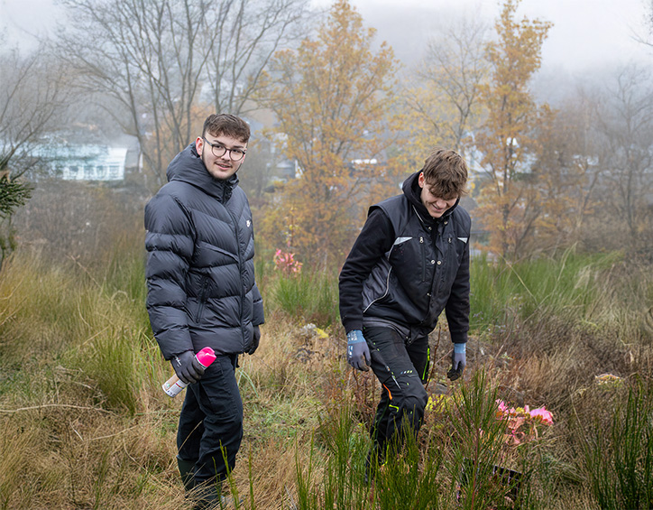 KLEIN Azubi Baumpflanzaktion